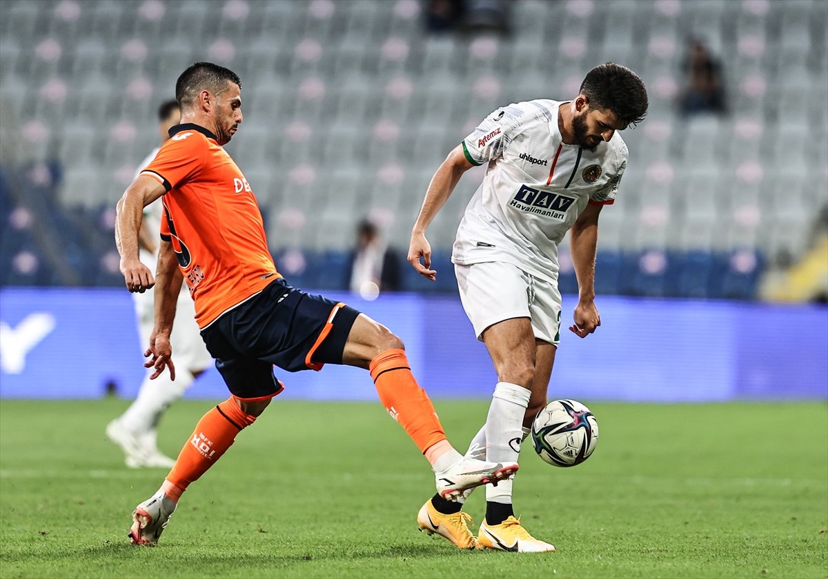 Alanyaspor, Başakşehir i 1-0 mağlup etti #3