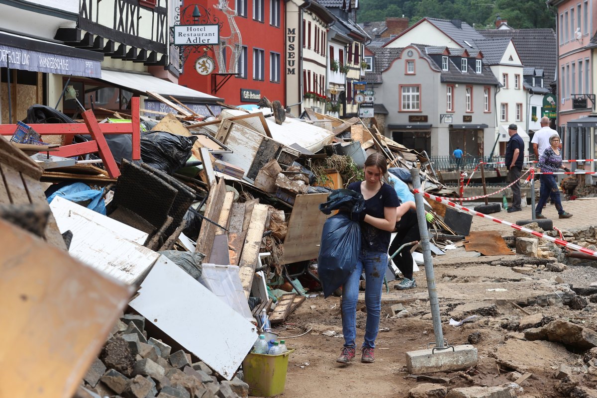 Almanya da sel sonrası yapılanma için 30 milyar euro ayrıldı #5