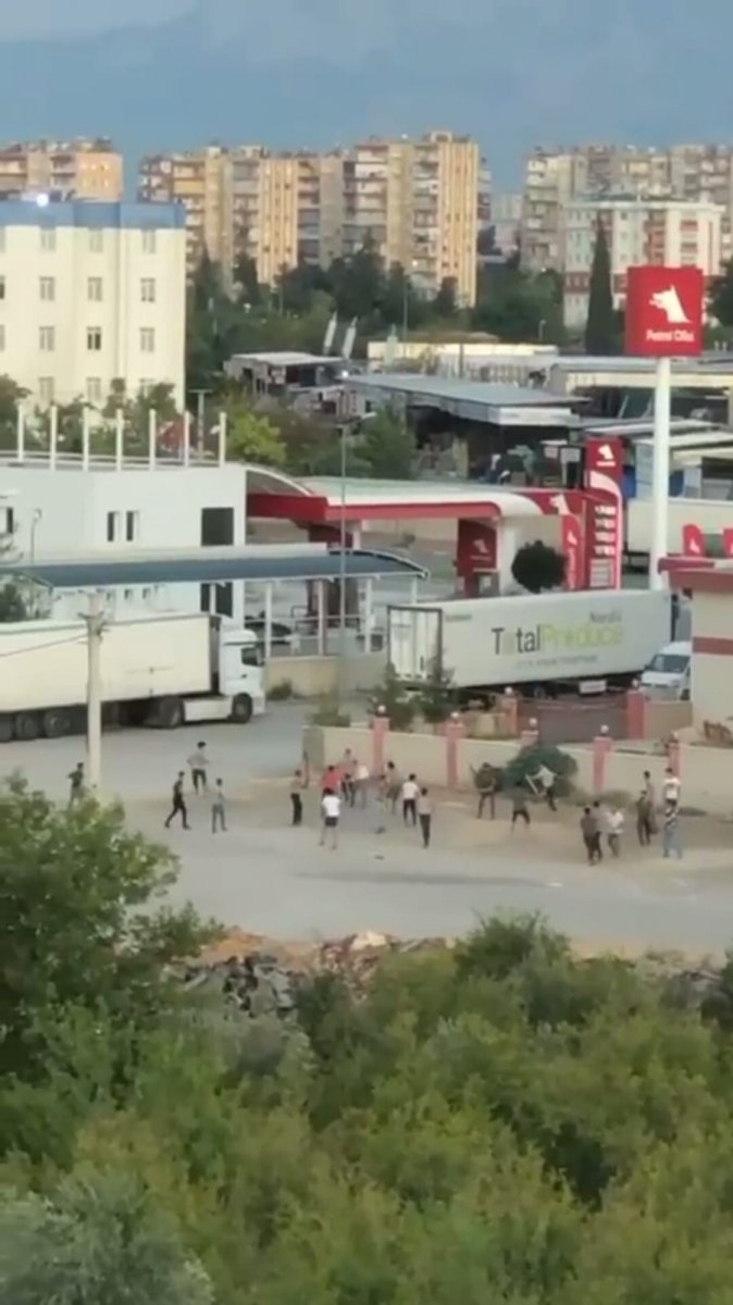 Antalya’da yabancı uyruklu şahıslar arasında sopalı kavga #4