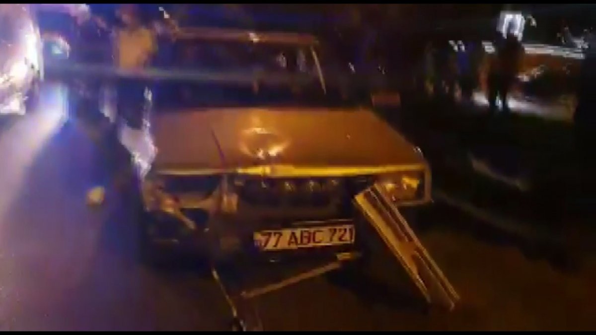 Bursa da yaya halindeki anne ve çocuğa araba çarptı #3