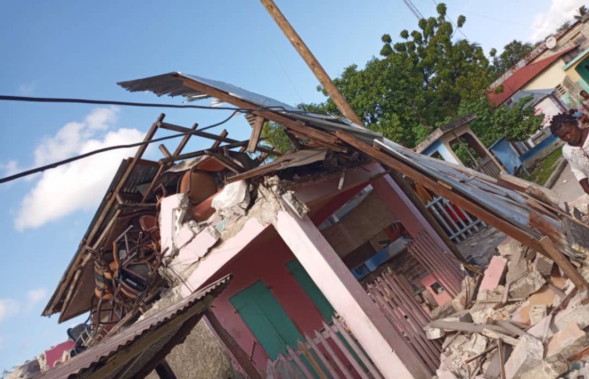 Haiti depreminde ölü sayısı 304’e yükseldi #2