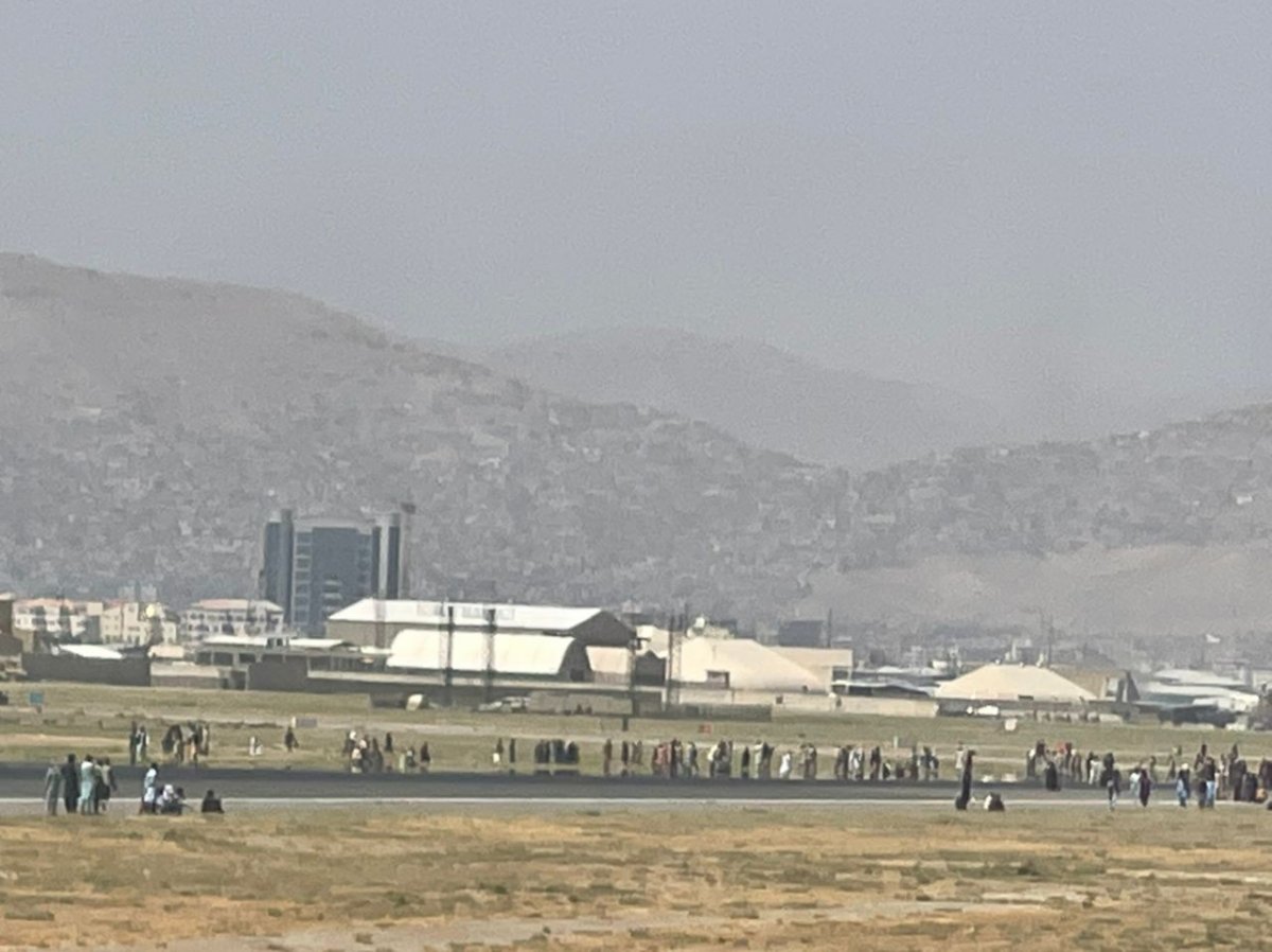 Kabil Havaalanı ndaki kaos anları #4