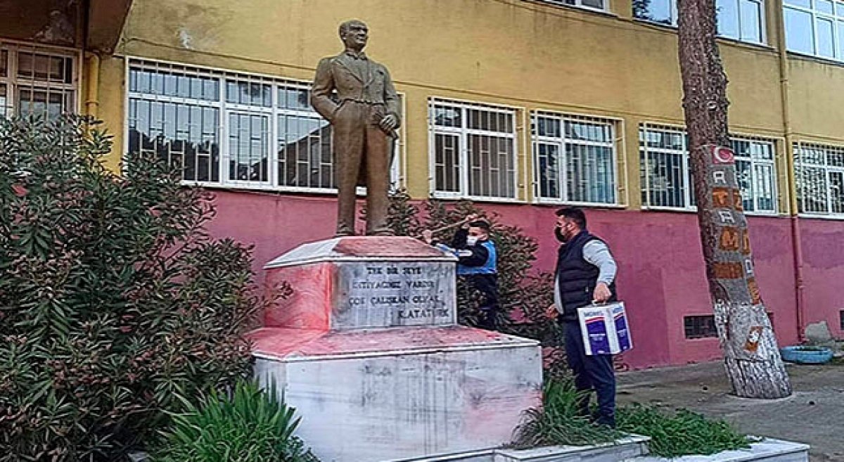 Tekirdağ da 3 farklı okulda Atatürk büstüne saldıran şüpheliye 29 yıla kadar hapis istemi #1